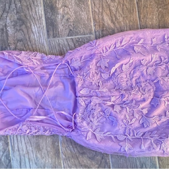 PLEASE SHAREcustom Lavender lace detailed brand new dress for homecoming or prom - Picture 2 of 2